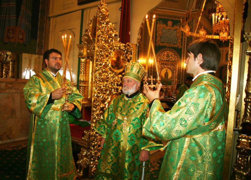 234148424 PS Episcop Anatolie a liturghisit la Catedrala „Naşterea Domnului” din Chişinău