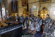 Galerie Foto: Sfânta și Dumnezeiasca Liturghie a Darurilor mai înainte sfințite, la catedrala mitropolitană, din Chișinău