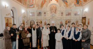 ÎPS Mitropolit Vladimir a oficiat Taina Sfântului Botez și a Mirungerii pentru prunca Miriam