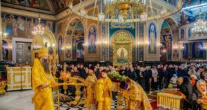 Sfânta și Dumnezeiasca Liturghie în Duminica a XXVIII-a după Cincizecime, la Catedrala mitropolitană
