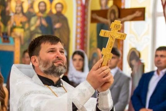 ÎPS Mitropolit Vladimir a adresat un mesaj de felicitare prot. Iulian Rață, cu ocazia aniversării a 20 de ani de la hirotonia în treapta de preot