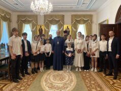 Corul de copii al Catedralei Mitropolitane a adresat un mesaj de felicitare ÎPS Mitropolit Vladimir cu ocazia prăznuirii Nașterii Domnului