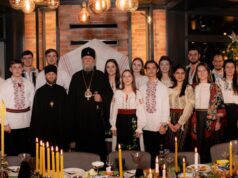 His Eminence Metropolitan Vladimir and the young volunteers shared together the joy of the Lord’s Nativity