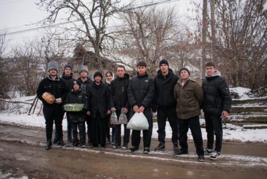 Campania „De Crăciun devii mai bun!” a adus daruri și speranță în sufletele a sute de copii și familii vulnerabile din țară