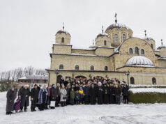 Înaltpreasfințitul Mitropolit Vladimir a liturghisit la Mănăstirea Stavropighială „Nașterea Domnului” Zăbriceni
