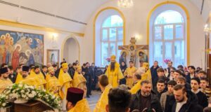 Sfinții Trei Ierarhi – Hramul Academiei de Teologie Ortodoxă și Seminarul Teologic Ortodox, din Chișinău