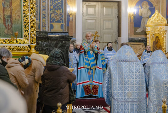ÎPS Mitropolit Vladimir a oficiat Acatistul Acoperământului Maicii Domnului, la Catedrala Mitropolitană din Chișinău