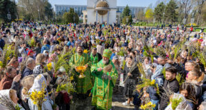 His Eminence Metropolitan Vladimir Celebrated the Divine Liturgy on Palm Sunday at the Metropolitan Cathedral in Chișinău