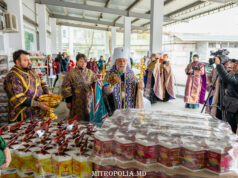 ÎPS Mitropolit Vladimir a săvârșit slujba de sfințire a prinoaselor pascale, la Combinatul de Panificaţie „Franzeluţa”