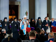 Sfânta Lumină de la Mormântul Domnului a ajuns în țara noastră