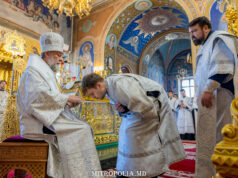 Mitropolitul Vladimir a oficiat Sfânta Liturghie și o hirotonie în Duminica a II-a după Învierea Domnului, la Catedrala Mitropolitană