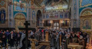 „Slavă îndelung‑răbdării Tale, Doamne!” – Denia celor 12 Evanghelii la Catedrala Mitropolitană din Chișinău