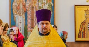 Protoiereul Alexandru Comendant, Decanul Facultății de Teologie din cadrul ATOM, aniversează 40 de ani de la naștere