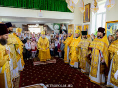 Mitropolitul Vladimir a oficiat Sfânta Liturghie în parohia „Acoperământul Maicii Domnului” din s. Văratic, r. Ialoveni