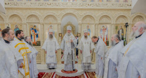 Mitropolitul Vladimir a oficiat Sfânta Liturghie în parohia „Sf. Cuv. Serafim de la Sarov” din municipiul Soroca