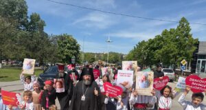 Marșul Familiei la Nisporeni: sute de credincioși au mărturisit valorile familiei creștine