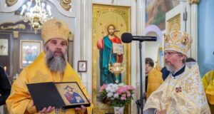 Liturghie Arhierească în parohia „Adormirea Maicii Domnului” din satul Sălcuța, raionul Căușeni