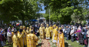 Mitropolitul Vladimir a oficiat Sfânta Liturghie la hramul bisericii „Sf. Irh. Nicolae” din s. Valea Perjei, r. Taraclia
