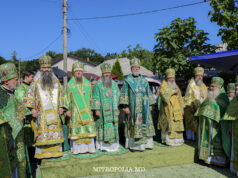 Mitropolitul Vladimir a condus Sfânta Liturghie în ziua prăznuirii Sfintei Fericitei Agafia, la Mănăstirea Cușelăuca
