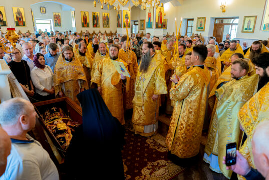 Sfântul Ierarh Dionisie, Episcopul Cetății Albe – Ismail, cinstit la Mănăstirea Suruceni