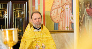 Mitropolitul Vladimir a adresat un mesaj de felicitare prot. mitr. Anatolie Stefanov, cu prilejul aniversarii a 40 de ani de preoție