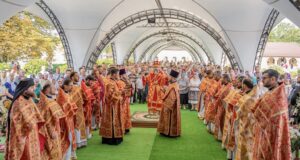 Zi de sărbătoare la Mănăstirea Zăbriceni – 27 de ani de la înființare