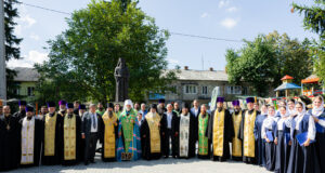 Mitropolitul Vladimir a participat la inaugurarea Monumentului Sfântului Cuvios Sofian de la Antim, la Edineț