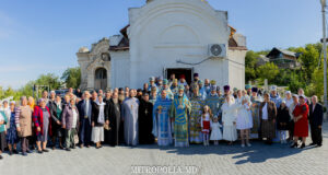 Mitropolitul Vladimir a oficiat Sfânta Liturghie în parohia Pohrebea, com. Coșnița, r. Dubăsari