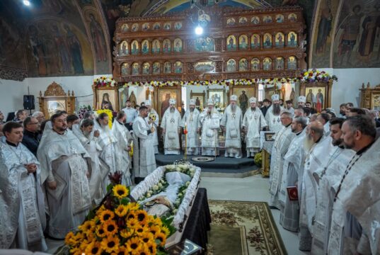 Sfânta Liturghie și slujba prohodului preotesei Maria Bulat, săvârșite la Orhei